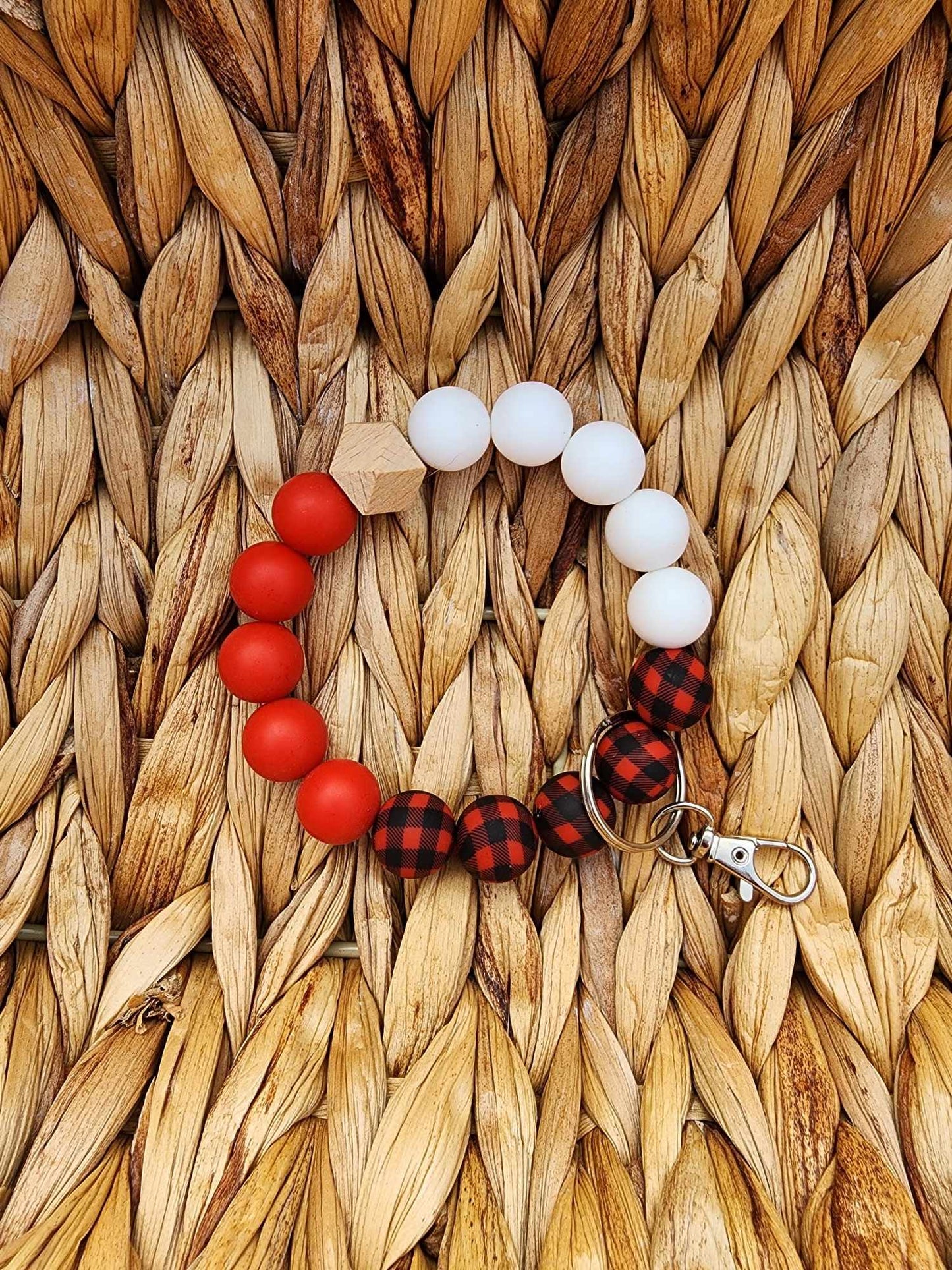 Red & White Plaid Silicone Bead Wristlet