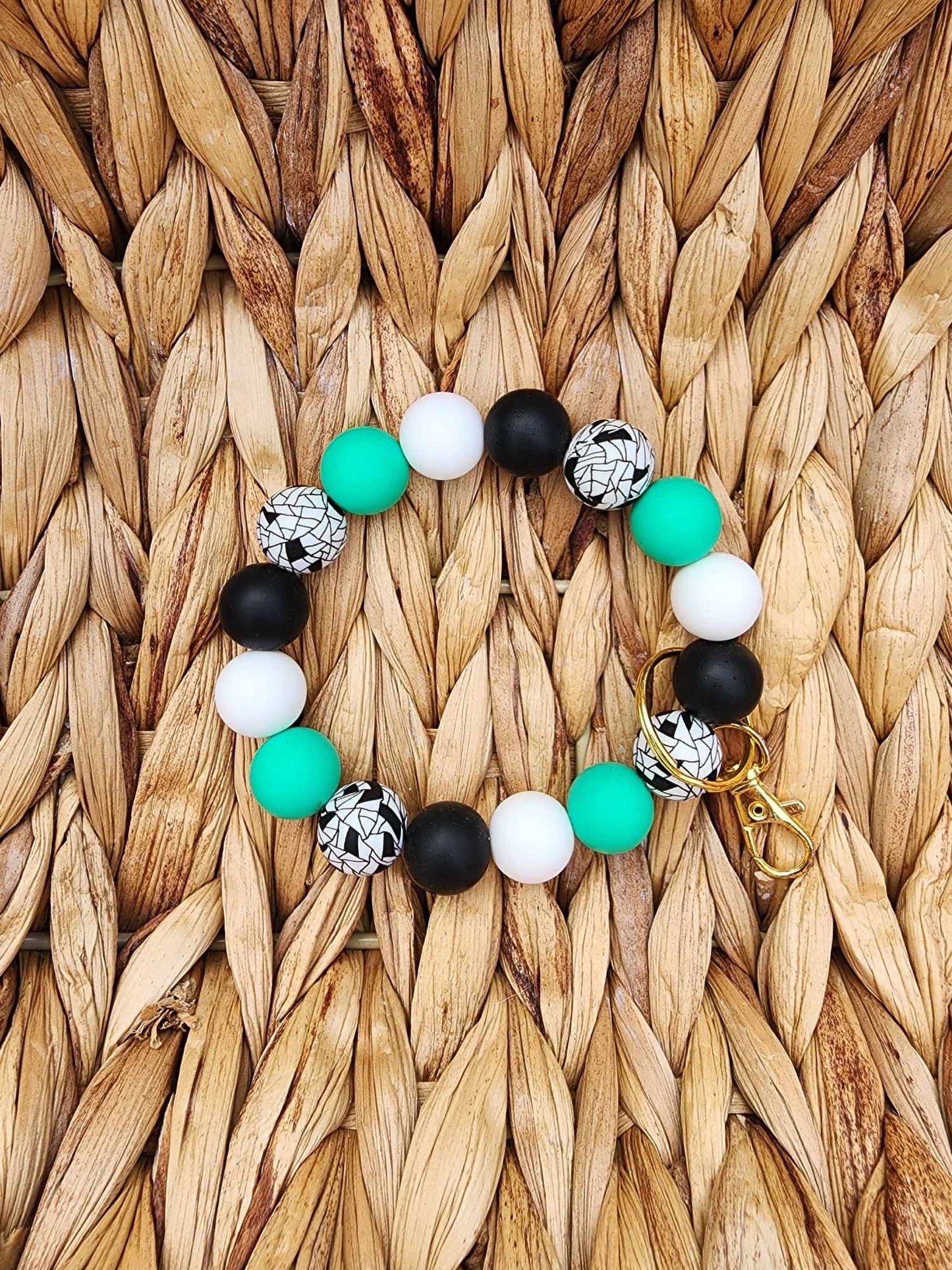 Kelly Green Mosaic Tiles Silicone Bead Wristlet