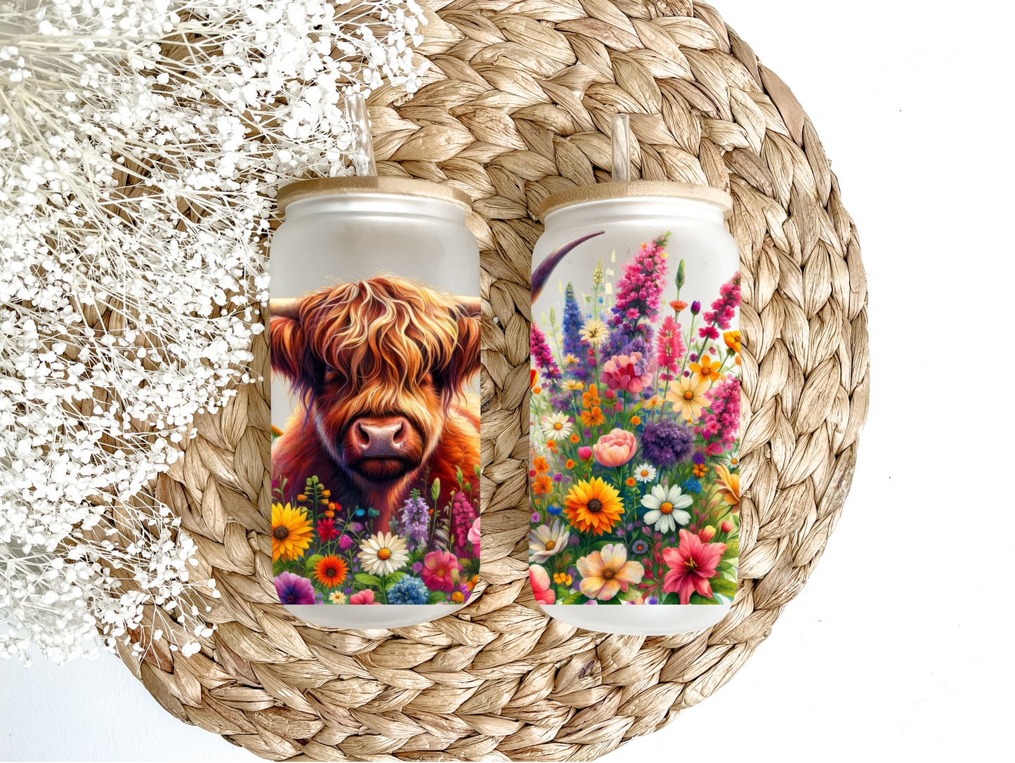 Highland Cow Flower Field Glass Can Tumbler